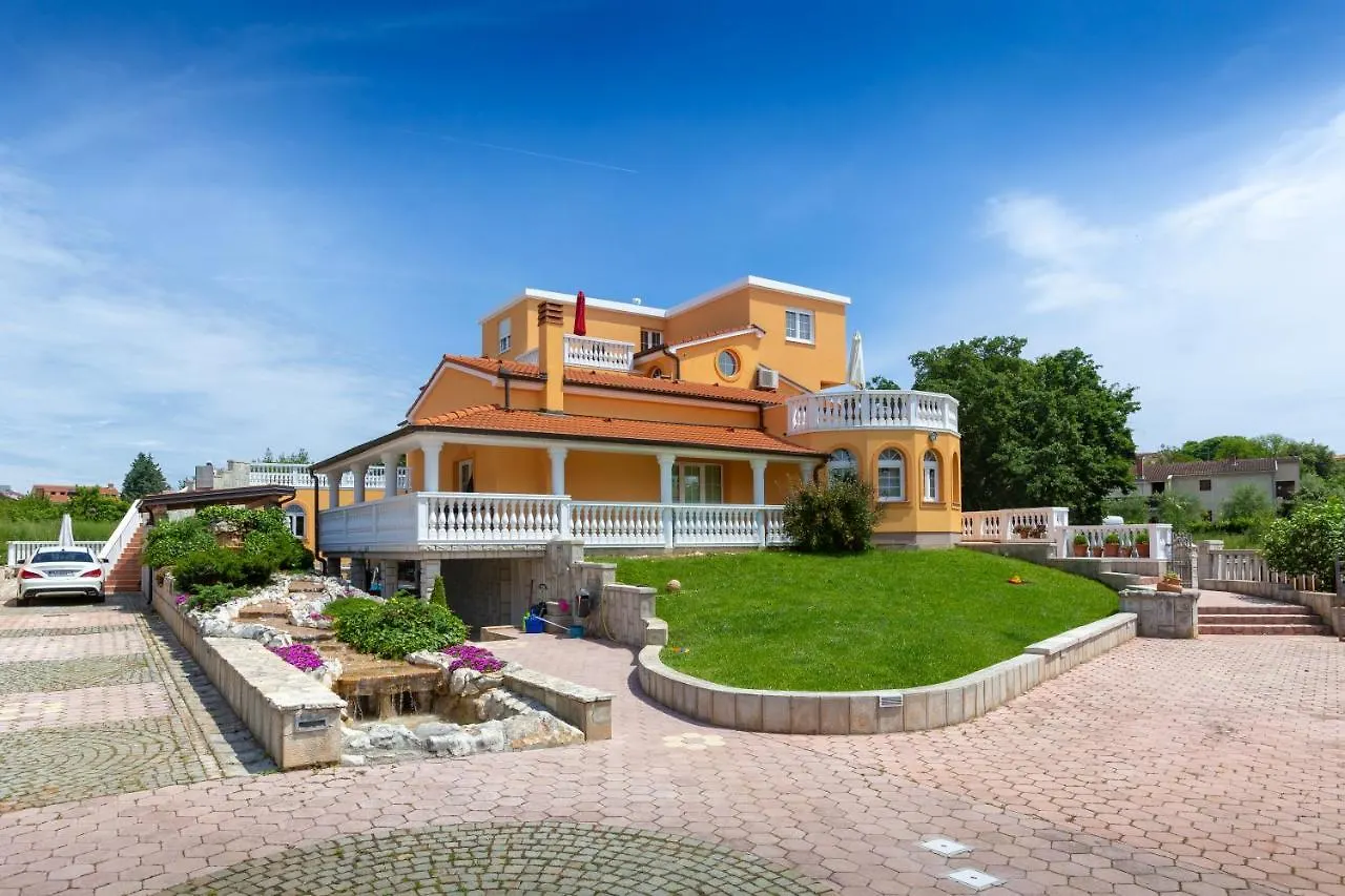 Apartment Villa Marko Medulin