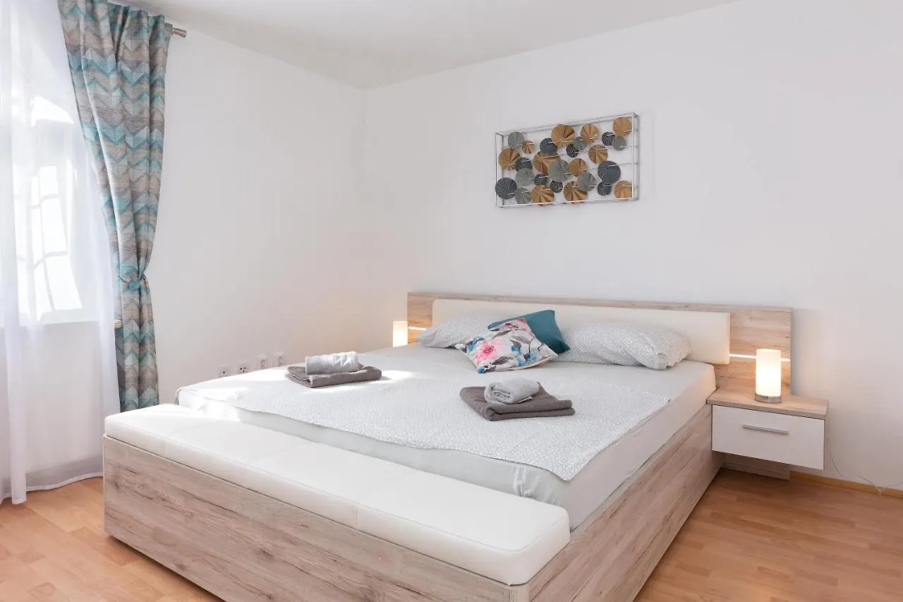 Villa Marko Medulin 0*,  Croatia